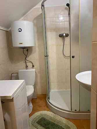 Оренда Квартира 1-кімнатна, 2/2 поверх на Першого Травня Kiev