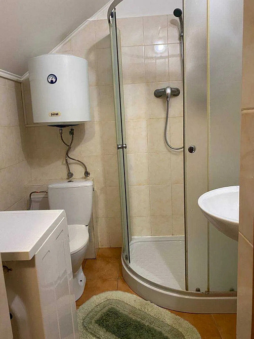 Оренда Квартира 1-кімнатна, 2/2 поверх на Першого Травня Киев - изображение 4