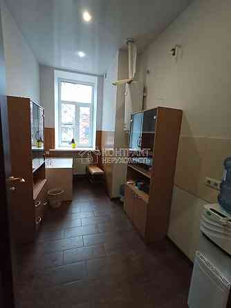 Оренда Квартира 4-кімнатна, 2/5 поверх на вул. Мироносицька Харків