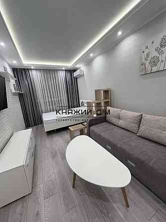 Оренда Квартира 1-кімнатна, 20/25 поверх на Шолуденко ул. Kiev