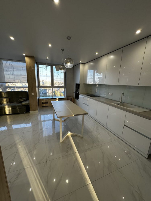 Продаж Квартира 3-кімнатна, 24/25 поверх на Нижньоключова вул., д. 14 Kiev - photo 3