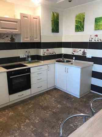 Оренда Квартира 3-кімнатна, 6/24 поверх на пр. Петра Григоренко, 18а Київ