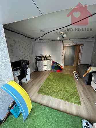 Продаж трикімнатної квартири по вул.Лавріщева Ужгород