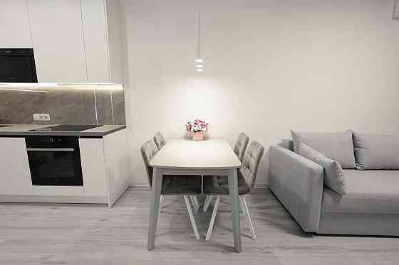 Продаж Квартира 1-кімнатна, 10/16 поверх на Заболотного Академіка вул., д. 148в Kiev