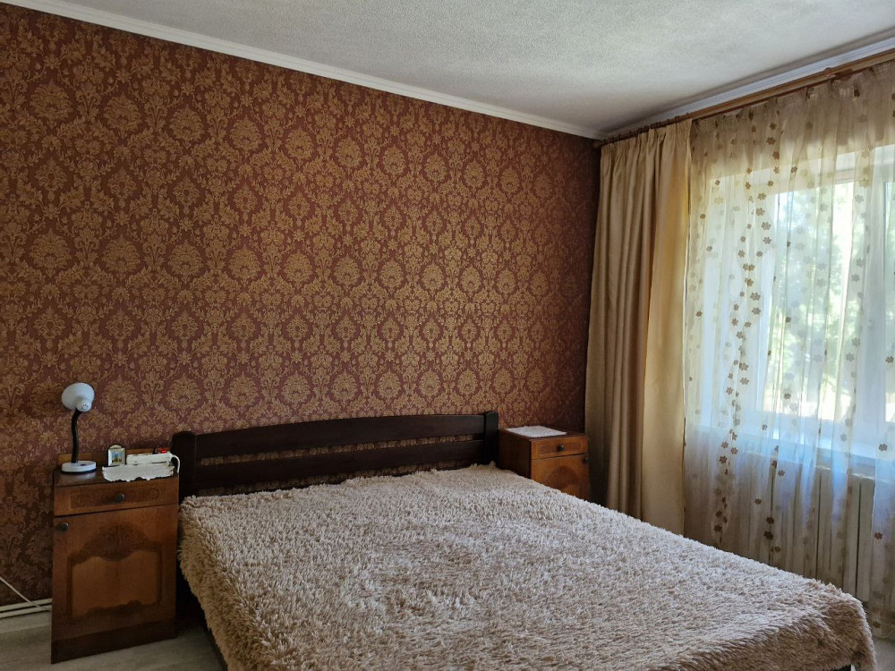 Семейный дом с детской площадкой и гаражом на тихой улице Нерубайське - фото 12