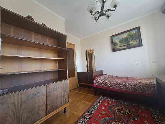 Продаж.3 кімнати м Тернопіль Центр вул Медова Ternopil'