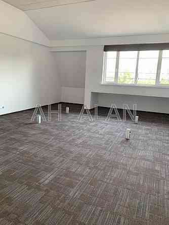 Оренда офісне приміщення на вул. Грінченка Миколи приміщень - 8, поверх - 4/4 Київ