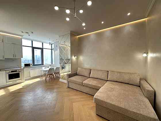 Продаж Квартира 2-кімнатна, 4/23 поверх на Трускавецька вул., д. 10-Д Kiev