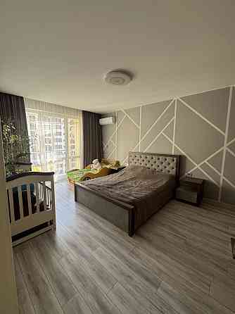 Продаж Квартира 3-кімнатна, 8/12 поверх на Івасюка Ivano-Frankivs'k