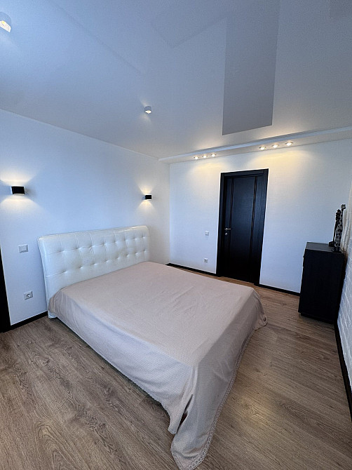 Продаж 3к Квартира 107 кв.м проспект Миру 21 Zhytomyr - photo 2