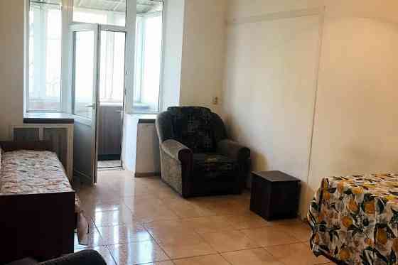 2-комнатная сталинка  окнами на Прохоровский сквер Одесса