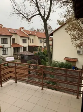 For sale 3-storey House with land 3 ares 220 sq.m 5 rooms at Академика Вавилова Odessa