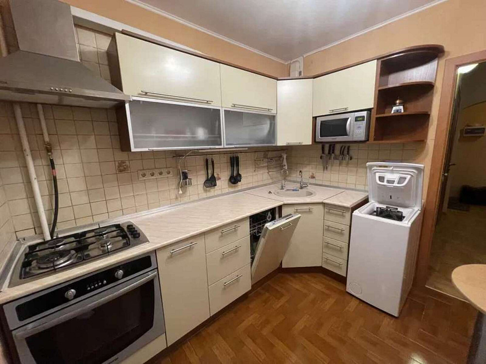 Оренда Квартира 1-кімнатна, 5/10 поверх на ул. Соломии Крушельницкой Київ - фото 1