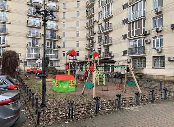 Продаж 1-кімнатної квартири в ЖК Дубова роща, метро Політехнічний інститут. № 21146401 Київ