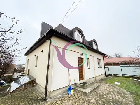 Продаж 2-поверховий   230 кв.м 3 кімн. на Волноваська вулиця 1 Луцьк - фото 2