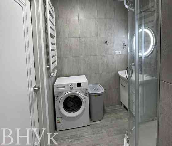 Продаж Квартира 1-кімнатна, 3/9 поверх на 8 березня Uzhhorod