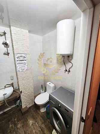 Продаж Квартира 2-кімнатна, 3/5 поверх на Космическая ул., 5 Киев