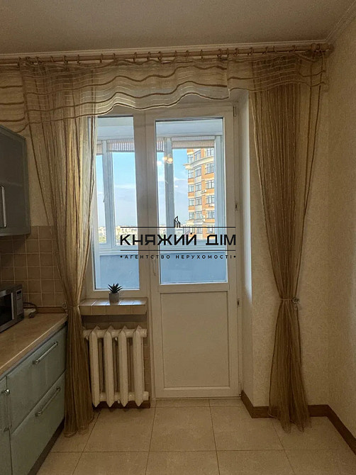 Оренда Квартира 3-кімнатна, 18/18 поверх на Старонаводницкая ул. Київ - фото 10