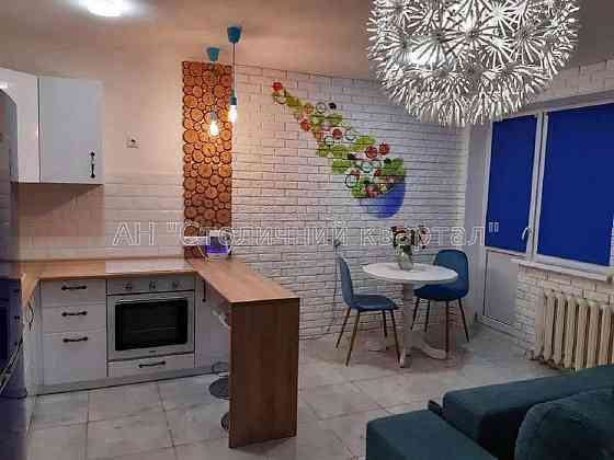 Продаж Будинок 2-кімнатний на Руданського Степана вул., 4/6 Київ