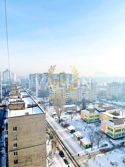 Продаж Квартира 1-кімнатна, 16/16 поверх на Ялтинская ул., 15 Київ - фото 9