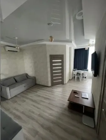 Продаж 1к Квартира 36 кв.м каманина Одеса