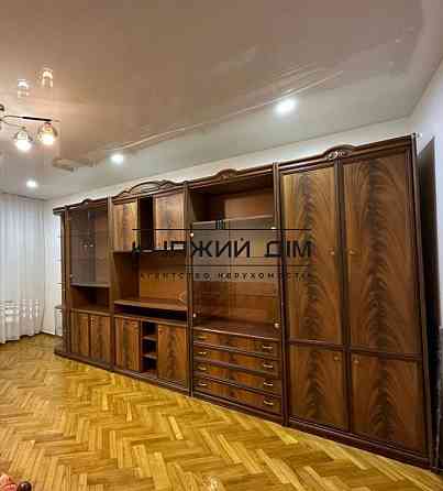 Продаж 3 кімнатна квартира м. Політехнічний інстинут КОД 21146348 Київ