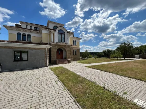 Продаж 3-поверховий Будинок з ділянкою 26 сот 753 кв.м 6 кімн. на Риболовецька Київ