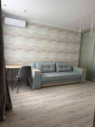 Оренда Квартира 1-кімнатна, 22/26 поверх на Драгоманова, 10 Київ