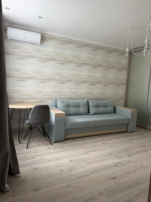 Оренда Квартира 1-кімнатна, 22/26 поверх на Драгоманова, 10 Kiev - photo 1