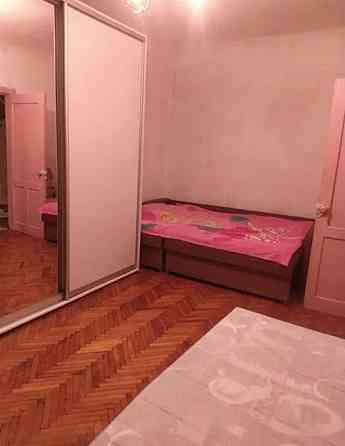 Продаж Квартира 2-кімнатна, 5/5 поверх на Ольжича, 15 Київ