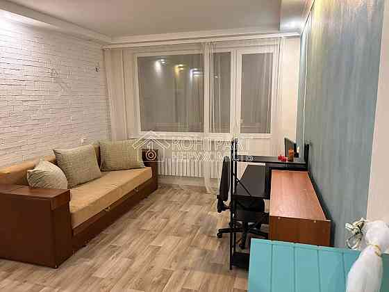 Продаж Квартира 3-кімнатна, 7/9 поверх на вул. Дружбы Народов Kharkiv