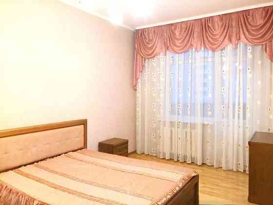 Оренда Квартира 2-кімнатна, 3/18 поверх на ул. Срибнокильская, 14 Kiev