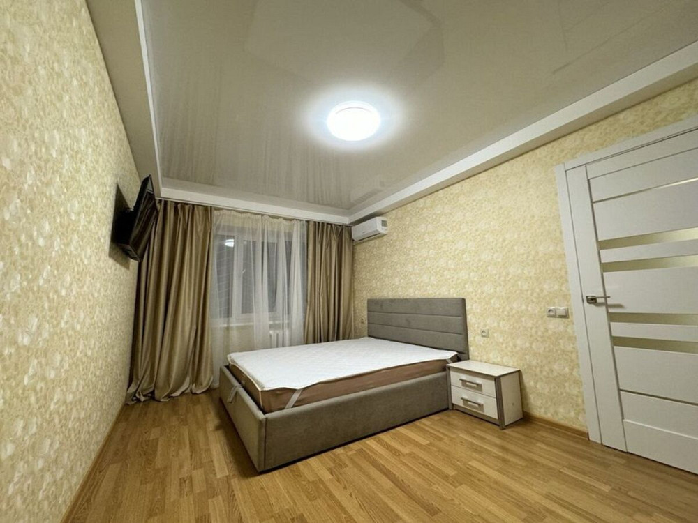 Оренда Квартира 1-кімнатна, 1/5 поверх на Дарницький бульвар, 11 Киев - изображение 1