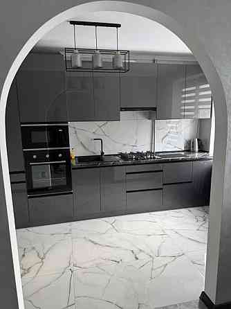 Продаж Квартира 4-кімнатна, 4/5 поверх на Вулиця Героїв Рятувальників - (Волкова) Кропивницкий