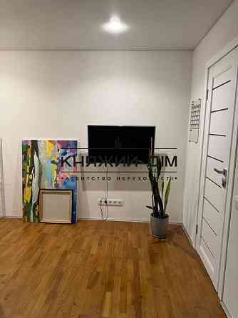 Оренда Квартира 1-кімнатна, 1/5 поверх на Мечникова ул. Kiev
