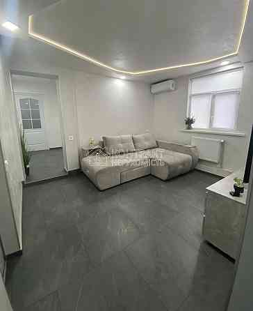 Продаж Будинок 3-кімнатний на вул. Вятська Харків