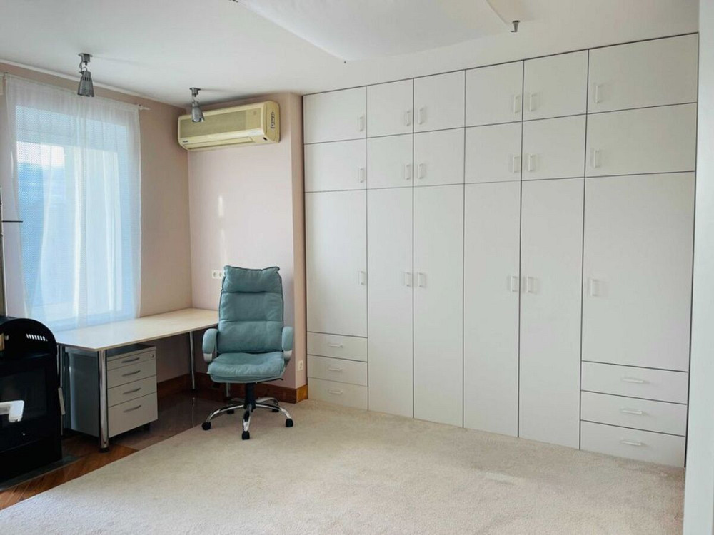 Оренда Квартира 1-кімнатна, 16/16 поверх на Анни Ахматової, 35 Киев - изображение 1