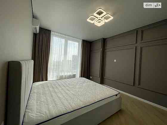 Оренда Квартира 1-кімнатна, 20/25 поверх на Ревуцького, 40Б Київ