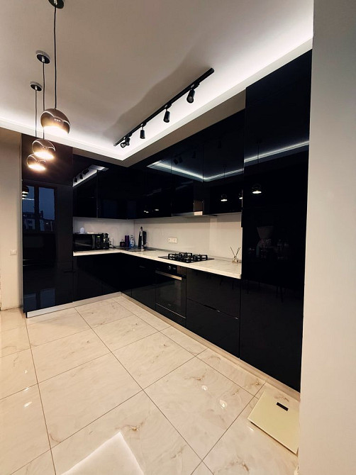 Продаж Квартира 2-кімнатна, 9/9 поверх на вул. Євгена Рихліка Житомир - фото 1