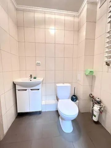 Продаж  площа 55 кв.м 1-й поверх на Злуки проспект 5А Тернопіль - фото 10