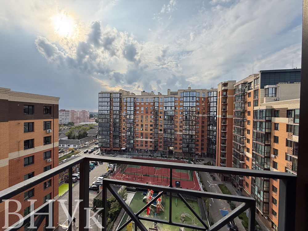 Продаж Квартира 3-кімнатна, 10/10 поверх на Івана Франка Луцк - изображение 2