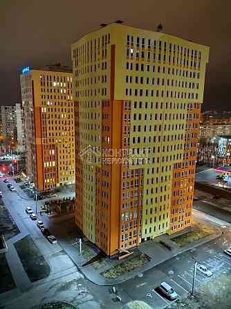 Продаж Квартира 2-кімнатна, 2/19 поверх на вул. Гвардійців Широнінців Харків