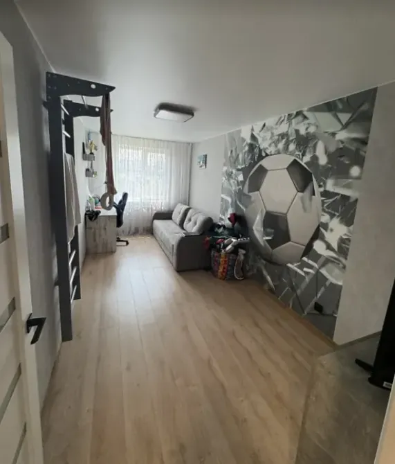 Продажа 2к Квартира 47 кв.м Космонавтів Житомир - изображение 2