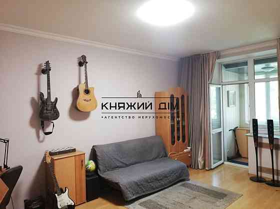 Продаж 3-кім. квартири у Дарницькому районі. Код об'єкту: 21145642 Київ