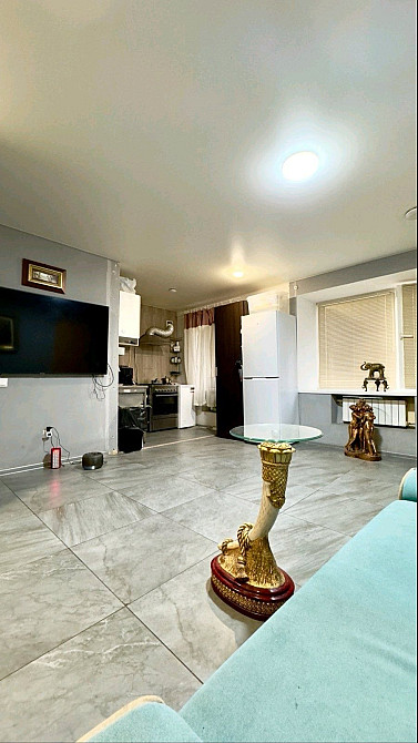 Продаж Квартира 2-кімнатна, 1/5 поверх на Антонова Авіаконструктора вул., д. 10 Киев - изображение 1