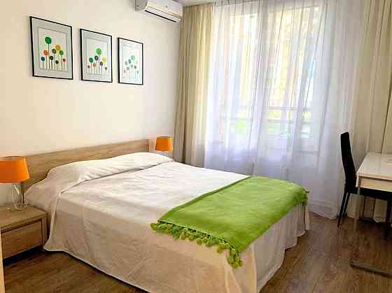 Оренда Квартира 2-кімнатна, 2/16 поверх на ул. Анатолия Петрицкого, 21 Kiev