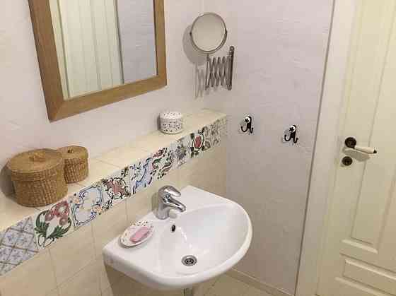 Оренда Квартира 3-кімнатна, 24/24 поверх на пр. Петра Григоренко Киев