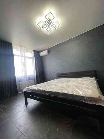 Оренда Квартира 2-кімнатна, 15/17 поверх на ул. Метрологическая, 148б Kiev