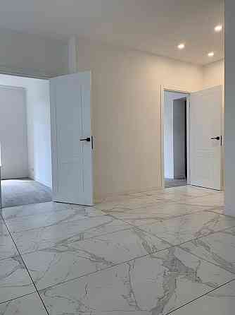 Продаж Квартира 2-кімнатна, 3/4 поверх на Макіївська вул., д. 17 Київ