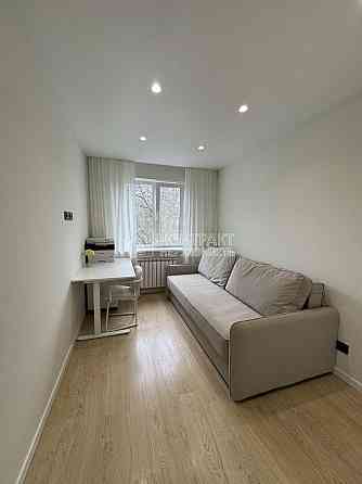 Продаж Квартира 2-кімнатна, 4/5 поверх на вул. Гвардійців Широнінців Харьков